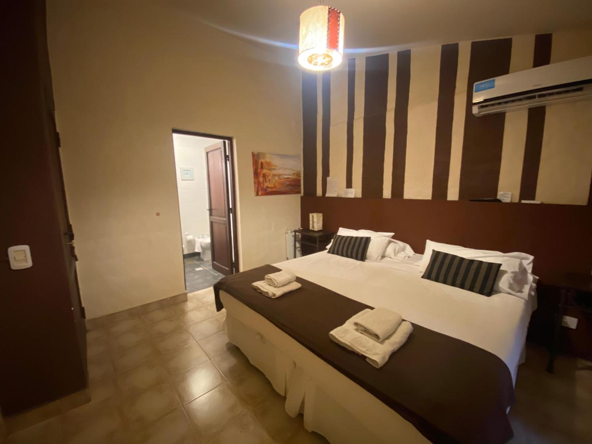 Hotel Las Chirimoyas Salta Luaran gambar
